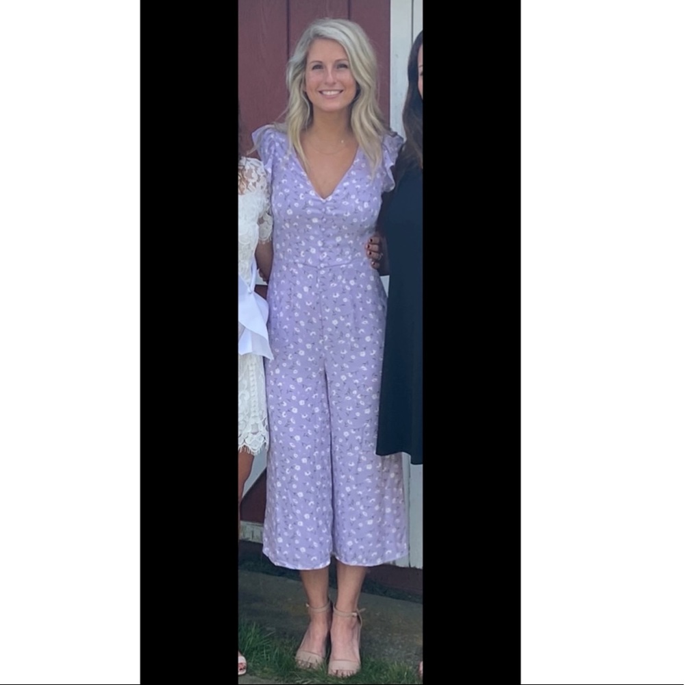 Lulu’s lilac floral jumpsuit